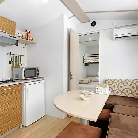 Daire Bungalow Maple 8 *